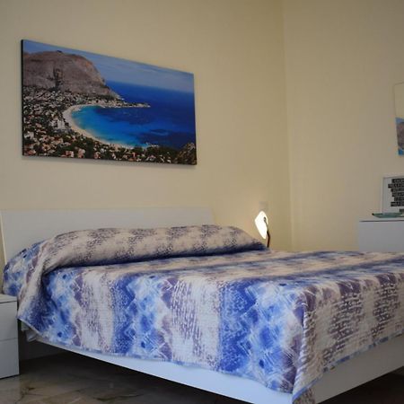 Ferienwohnung La Casa Di Gus Palermo Exterior foto